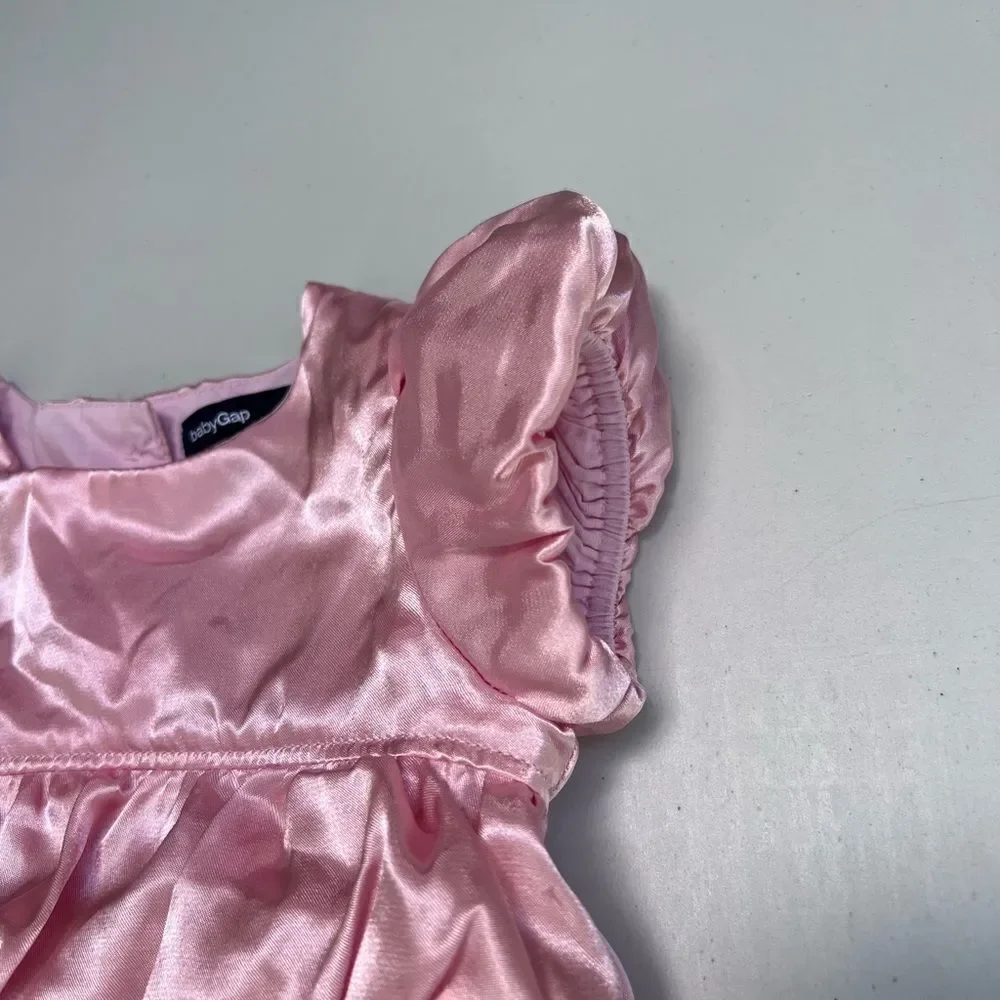 Gap ruffle girl Dress size 6-12 months
